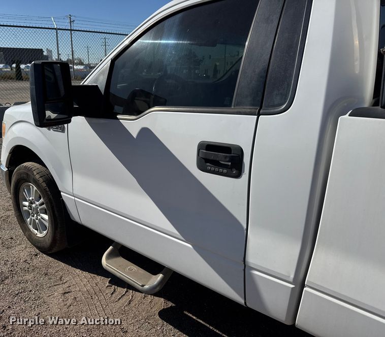 image for item EN8852 2014 Ford F150 XLT pickup truck