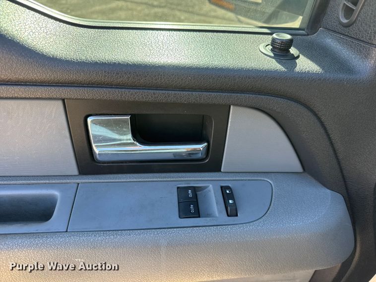 image for item EN8852 2014 Ford F150 XLT pickup truck