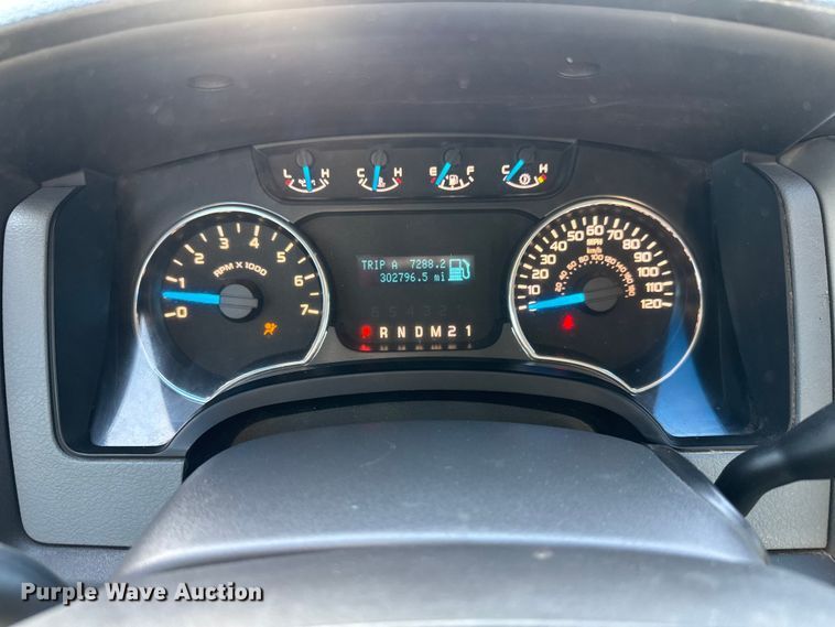 image for item EN8852 2014 Ford F150 XLT pickup truck