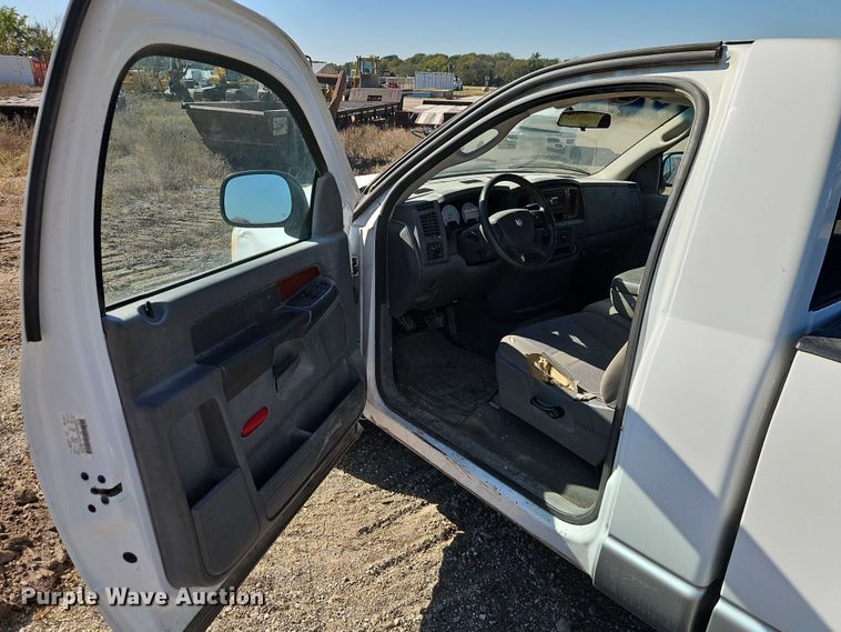 image for item EO4718 2006 Dodge Ram 1500 pickup truck