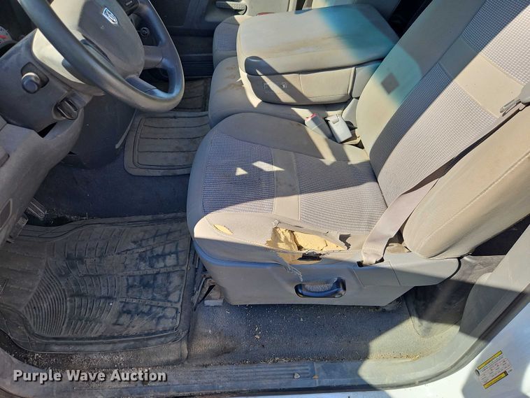 image for item EO4718 2006 Dodge Ram 1500 pickup truck