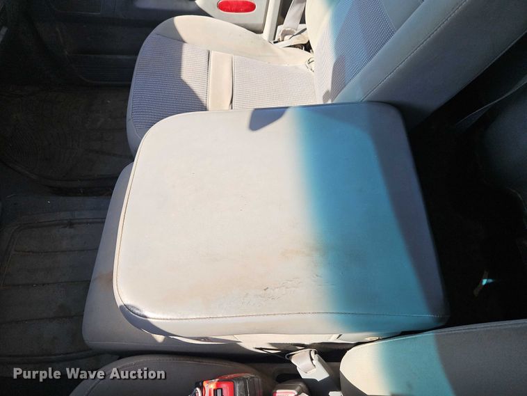 image for item EO4718 2006 Dodge Ram 1500 pickup truck