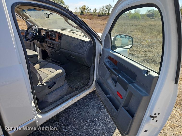 image for item EO4718 2006 Dodge Ram 1500 pickup truck
