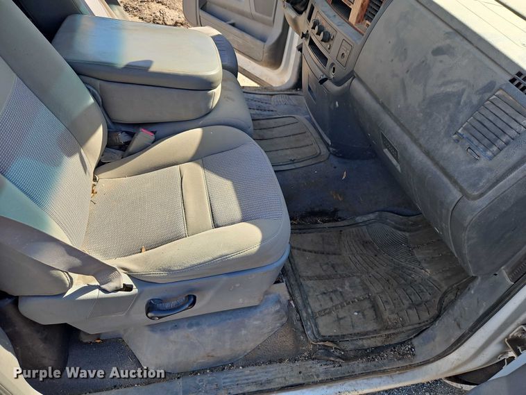 image for item EO4718 2006 Dodge Ram 1500 pickup truck