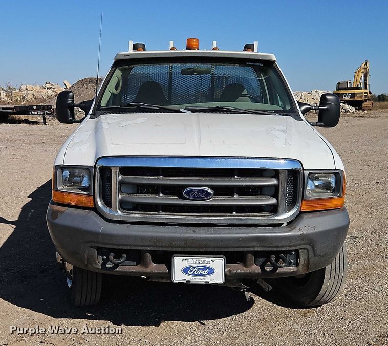 image for item EO4719 2001 Ford F450 Super Duty utility / service truck