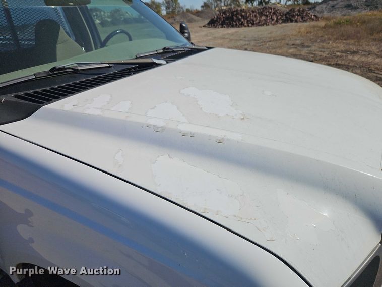 image for item EO4719 2001 Ford F450 Super Duty utility / service truck