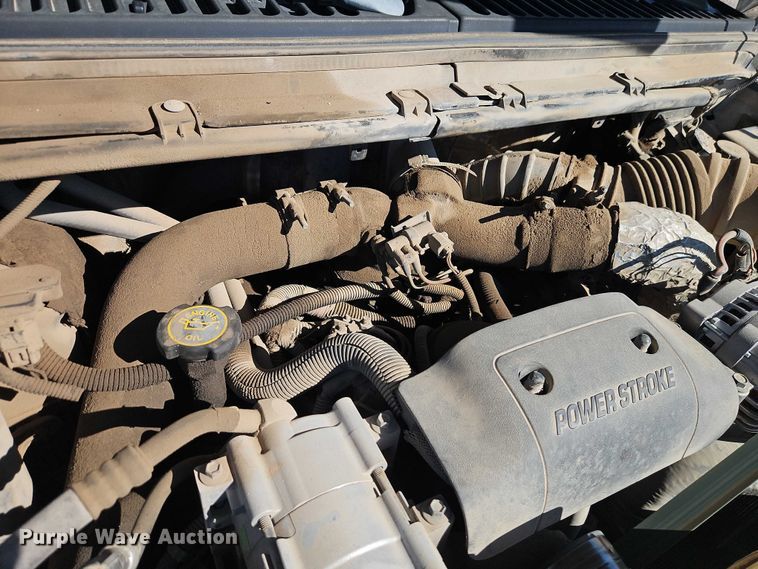 image for item EO4719 2001 Ford F450 Super Duty utility / service truck