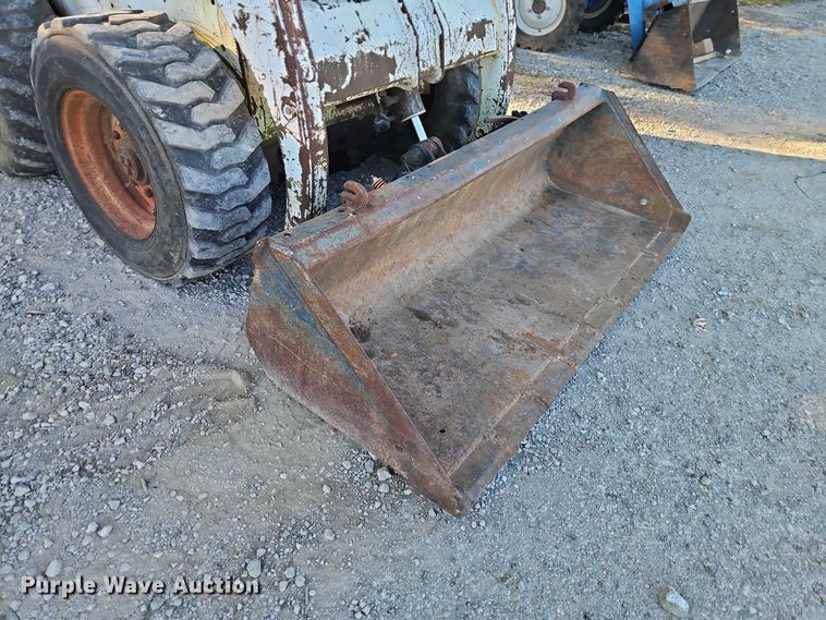 image for item EO4722 1994 Bobcat 853 skid steer loader