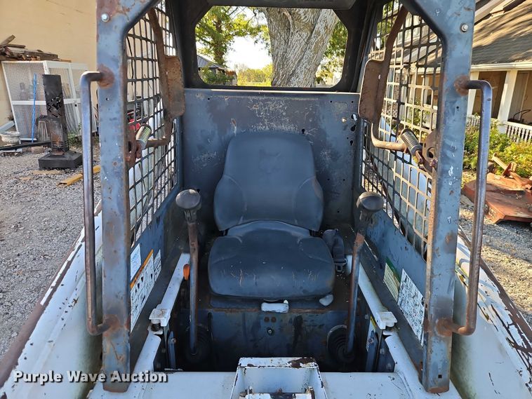 image for item EO4722 1994 Bobcat 853 skid steer loader