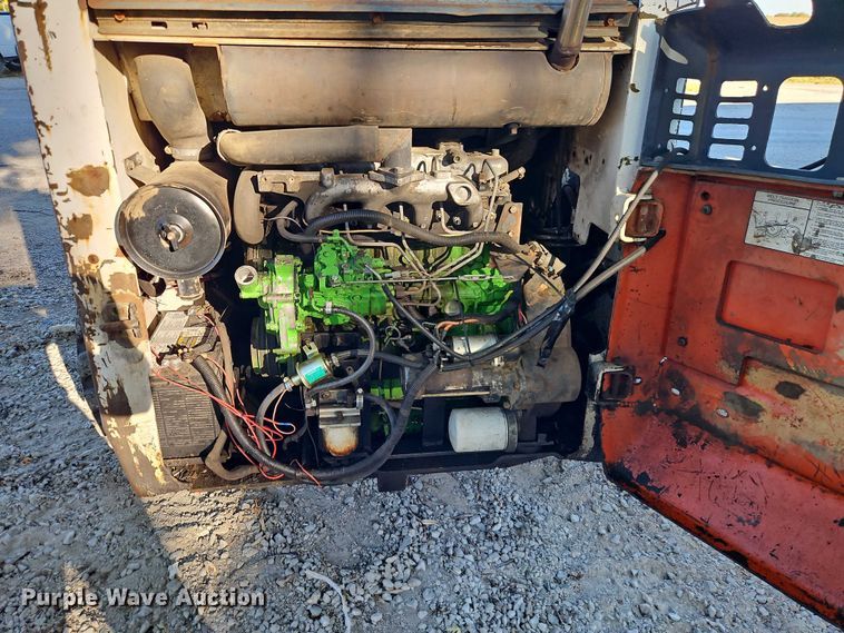 image for item EO4722 1994 Bobcat 853 skid steer loader