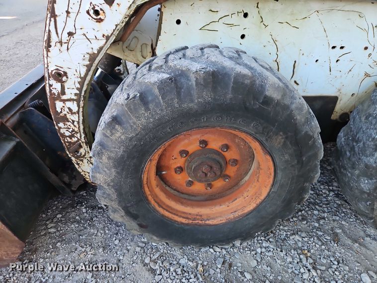 image for item EO4722 1994 Bobcat 853 skid steer loader