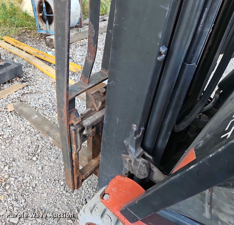 image for item EO4723 Linde H30CT forklift