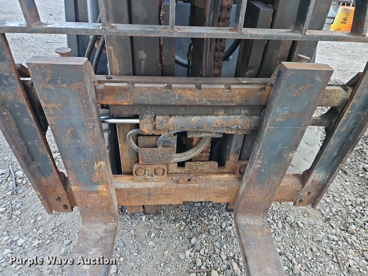 image for item EO4723 Linde H30CT forklift