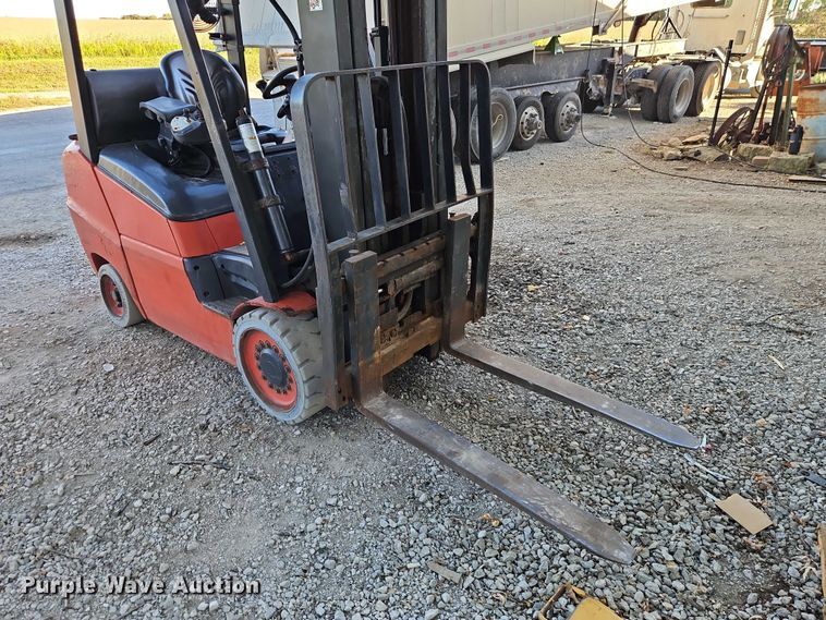 image for item EO4723 Linde H30CT forklift