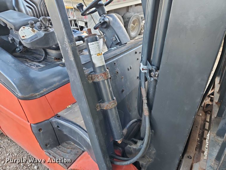 image for item EO4723 Linde H30CT forklift