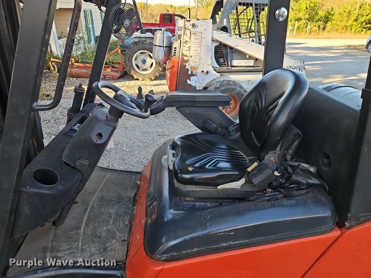 image for item EO4723 Linde H30CT forklift