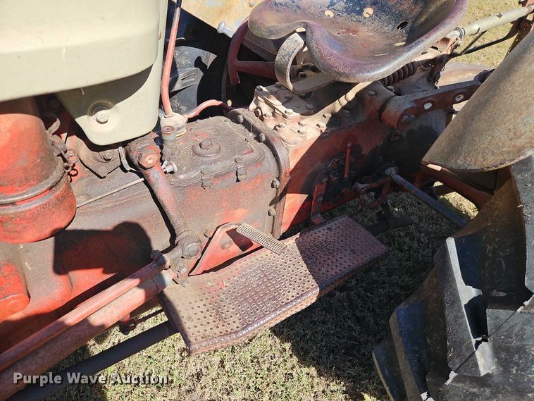 image for item EO4735 Ford 600 Tractor with Brush Mower