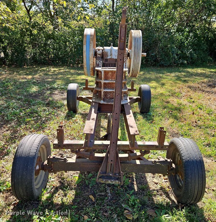 image for item EO4736 Deco 8x10 rock crusher