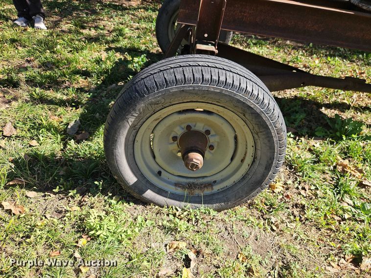 image for item EO4736 Deco 8x10 rock crusher