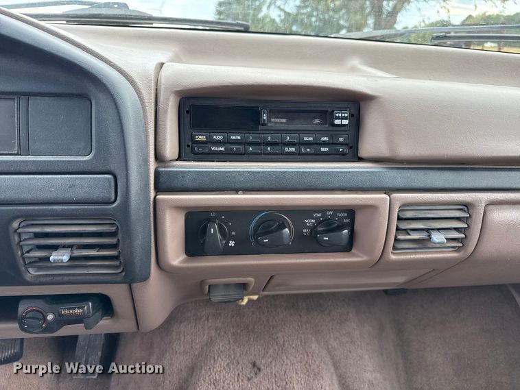 image for item EP0718 1997 Ford F250 SuperCab pickup truck