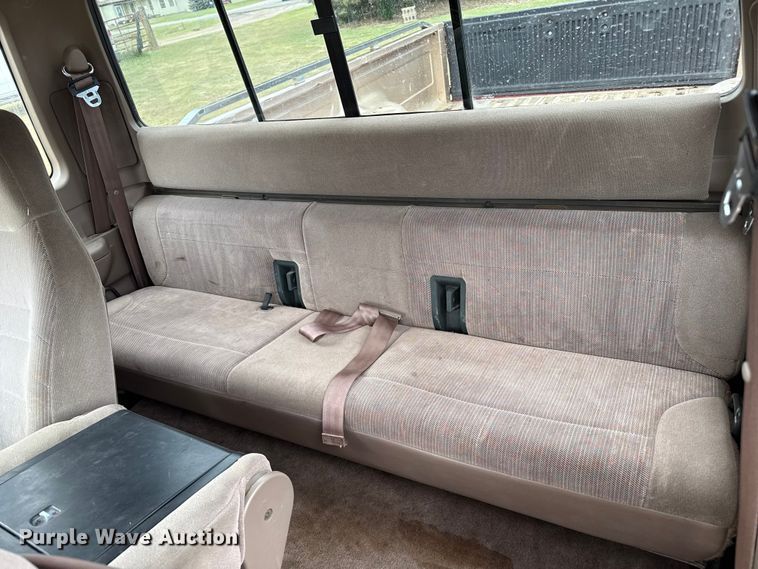 image for item EP0718 1997 Ford F250 SuperCab pickup truck