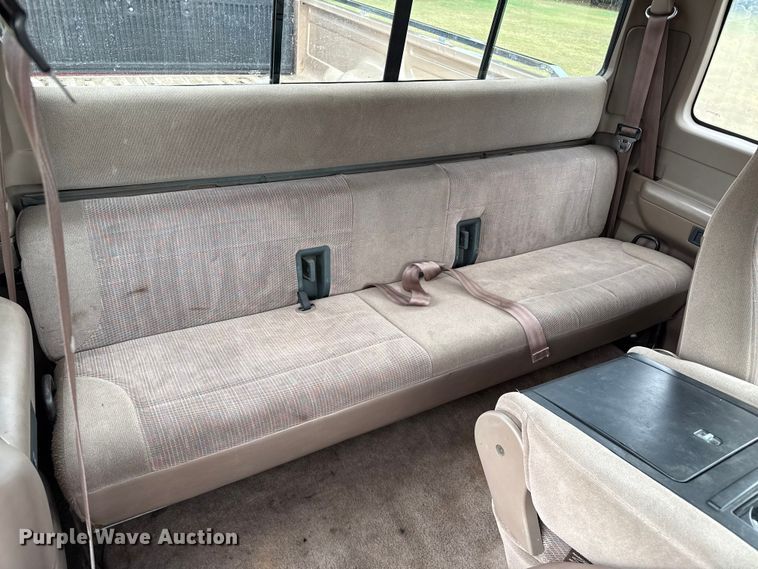 image for item EP0718 1997 Ford F250 SuperCab pickup truck