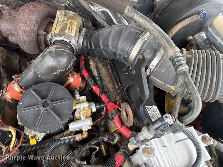 image for item EP0718 1997 Ford F250 SuperCab pickup truck