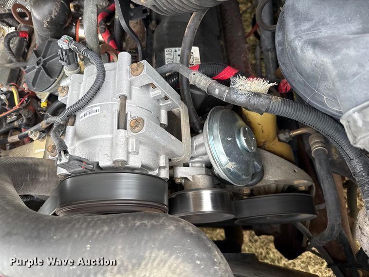 image for item EP0718 1997 Ford F250 SuperCab pickup truck