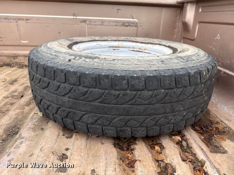 image for item EP0718 1997 Ford F250 SuperCab pickup truck