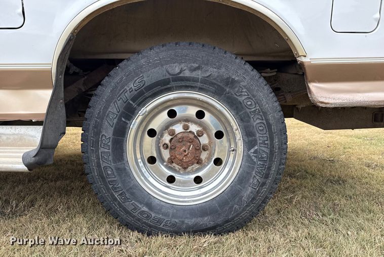 image for item EP0718 1997 Ford F250 SuperCab pickup truck