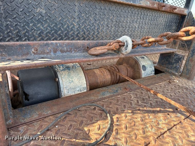 image for item EP0726 1996 Chevrolet C3500 winch truck