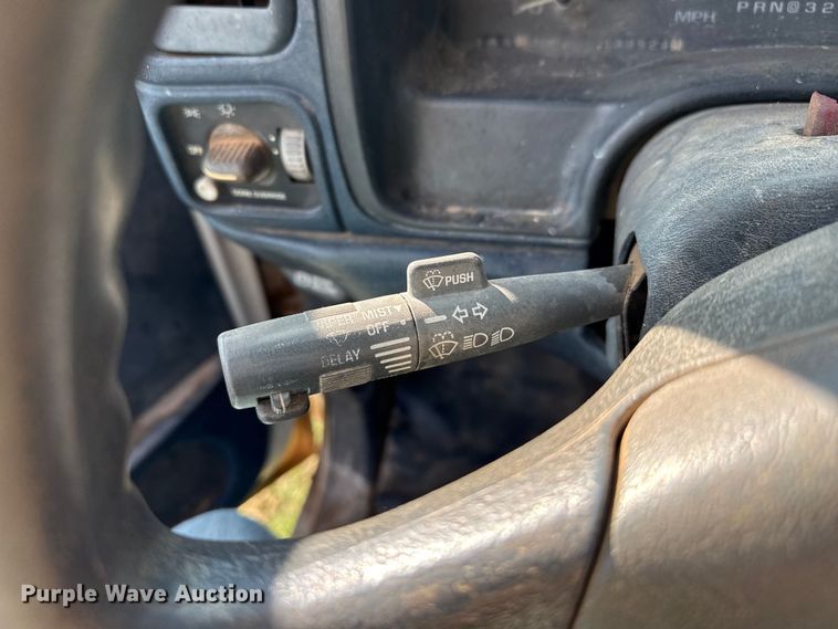 image for item EP0726 1996 Chevrolet C3500 winch truck