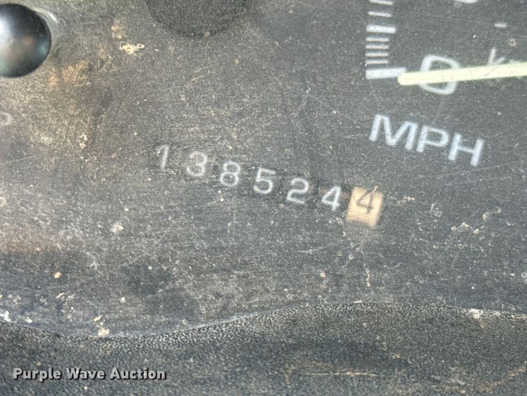 image for item EP0726 1996 Chevrolet C3500 winch truck