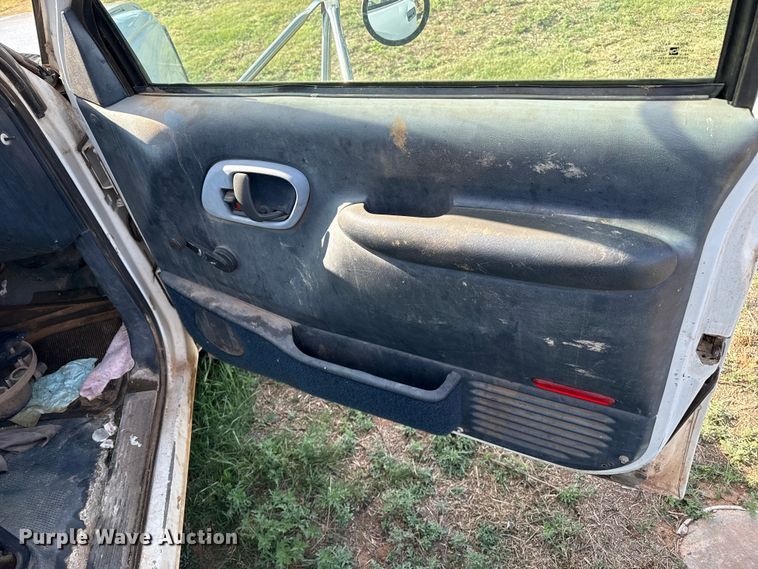 image for item EP0726 1996 Chevrolet C3500 winch truck