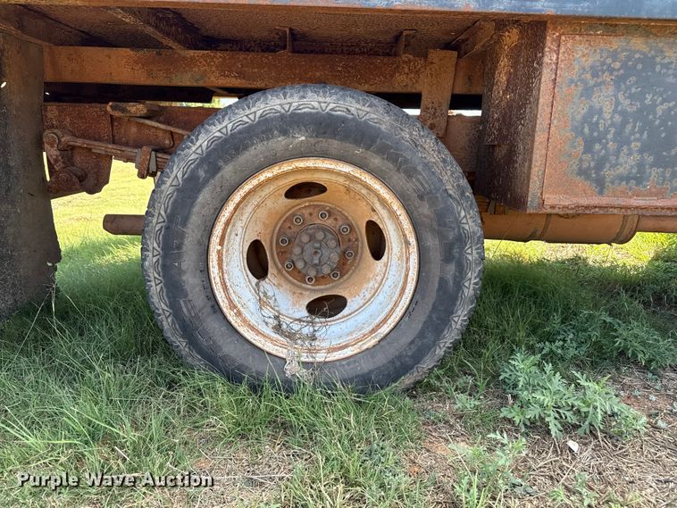 image for item EP0726 1996 Chevrolet C3500 winch truck