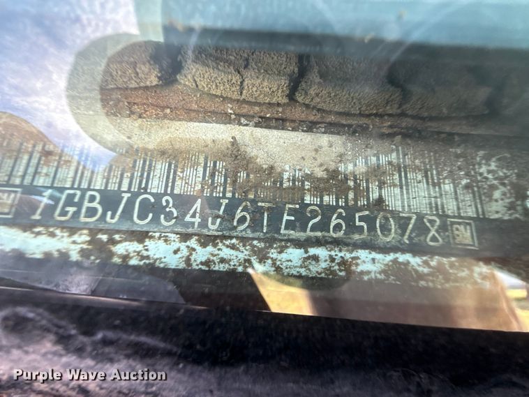 image for item EP0726 1996 Chevrolet C3500 winch truck