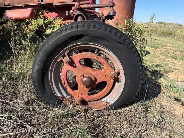 image for item EP0727 1951 International Harvester Super C tractor