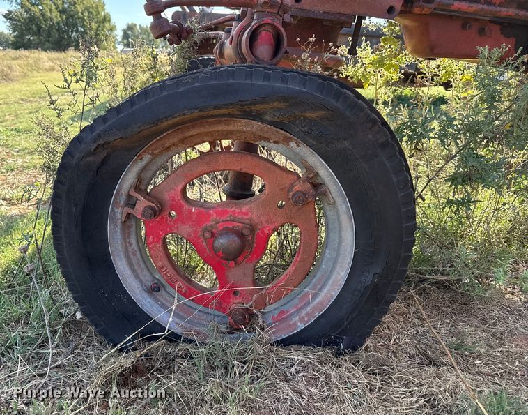 image for item EP0727 1951 International Harvester Super C tractor