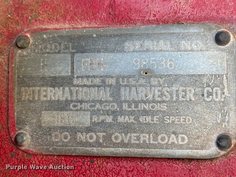 image for item EP0728 1942 International Harvester H tractor