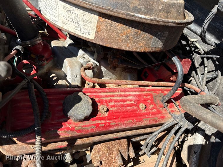 image for item EP0731 1989 Chevrolet K2500 pickup truck