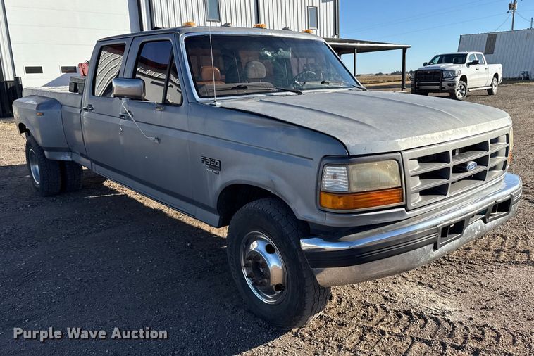 image for item EP0746 1995 Ford F350 Crew Cab pickup truck