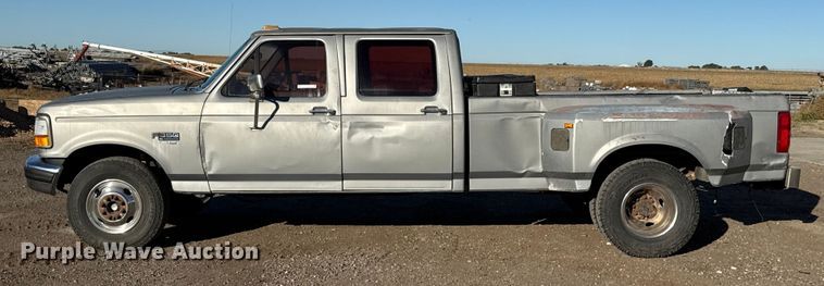 image for item EP0746 1995 Ford F350 Crew Cab pickup truck