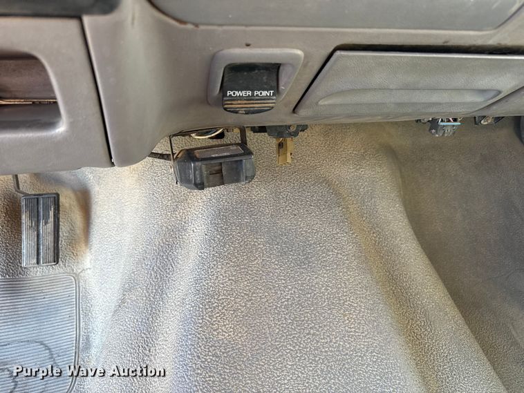 image for item EP0746 1995 Ford F350 Crew Cab pickup truck