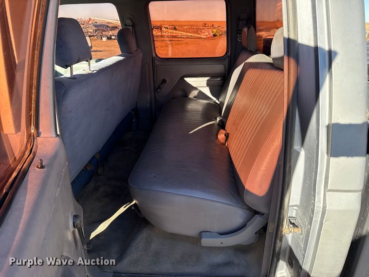 image for item EP0746 1995 Ford F350 Crew Cab pickup truck