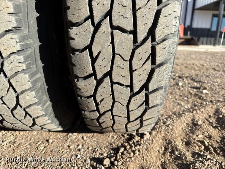 image for item EP0746 1995 Ford F350 Crew Cab pickup truck