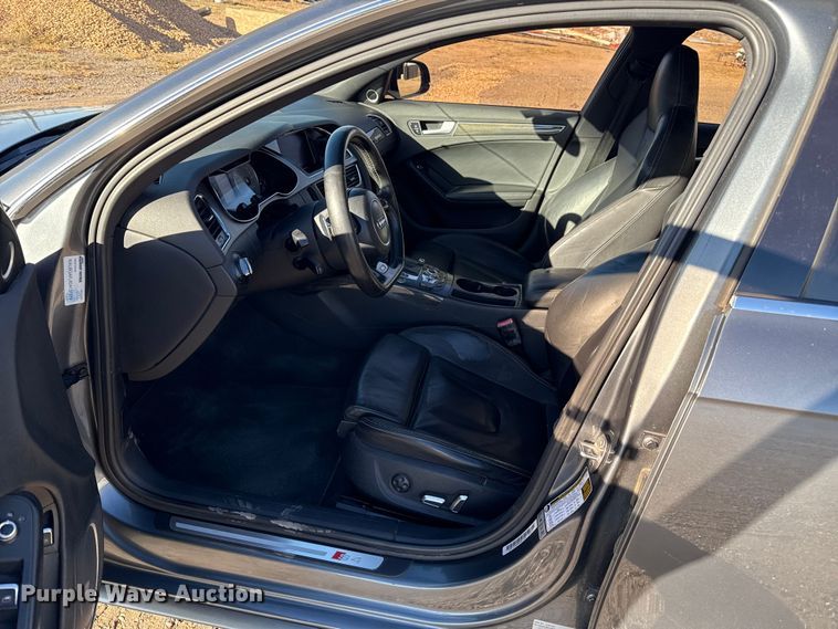 image for item EP0747 2013 Audi S4 