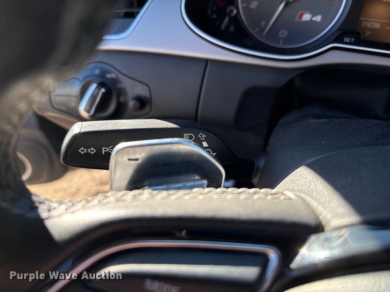 image for item EP0747 2013 Audi S4 