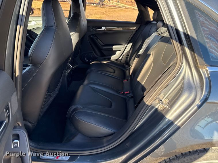 image for item EP0747 2013 Audi S4 