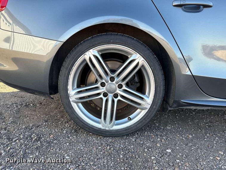 image for item EP0747 2013 Audi S4 