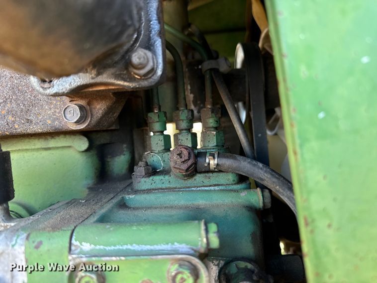 image for item EP0748 John Deere 750 tractor